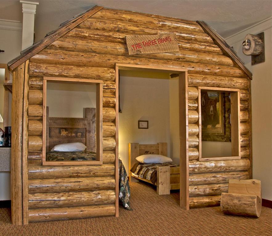 Three Bear Lodge West Yellowstone Exterior foto